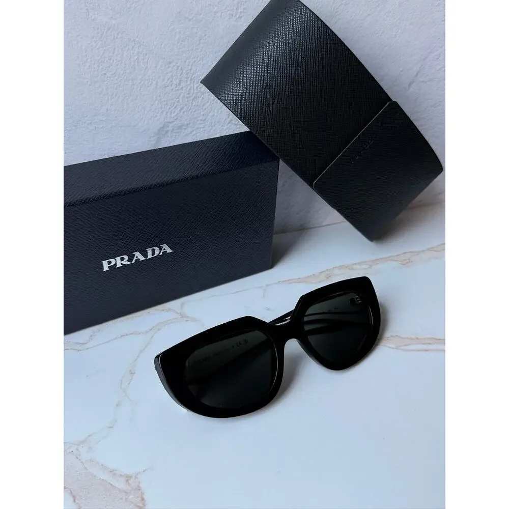 NEW Prada PR D02S Cat Eye Sunglasses in Black White $390